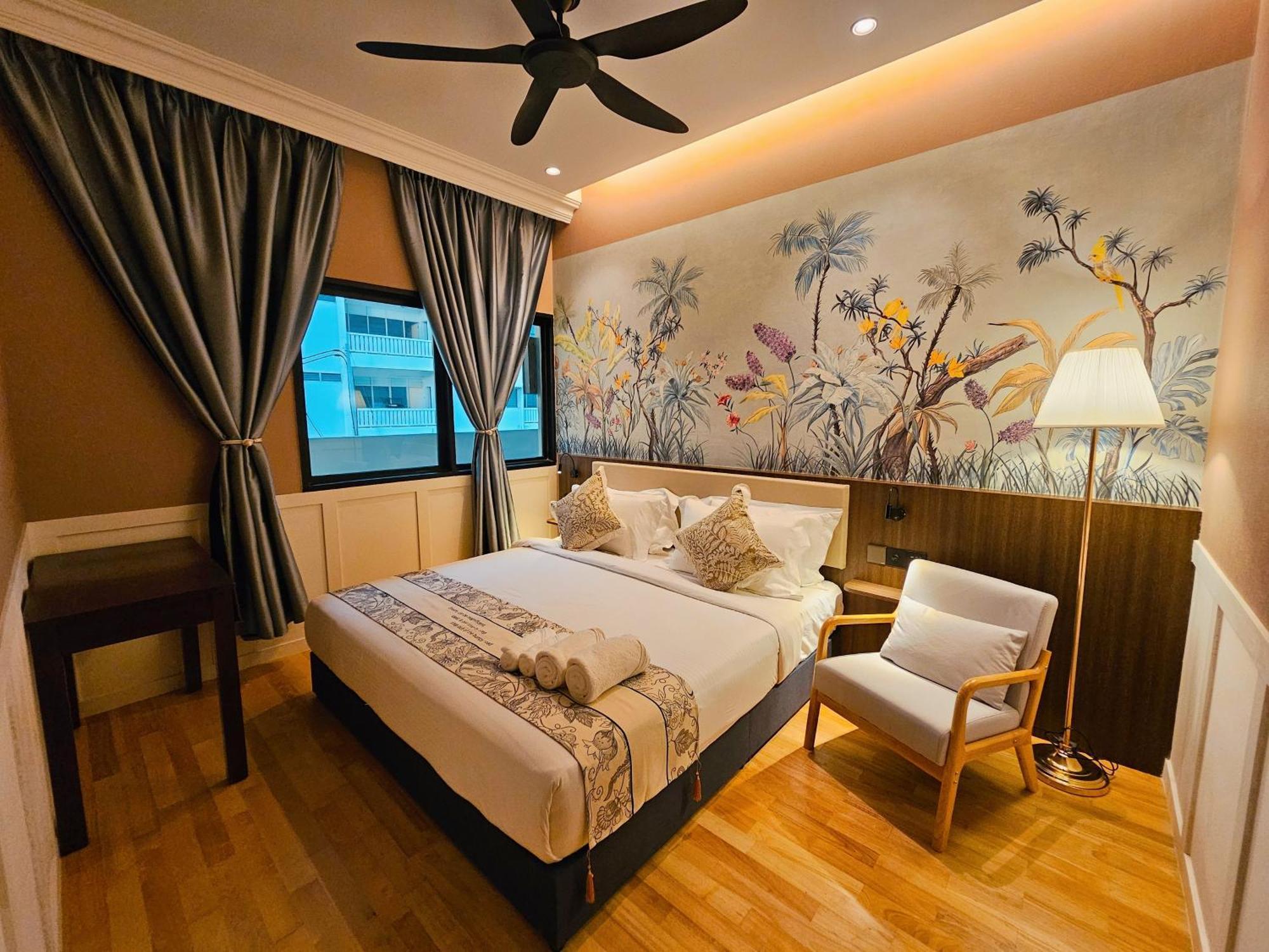 The Palm Suite At Lava Mansion Georgetown Exterior foto